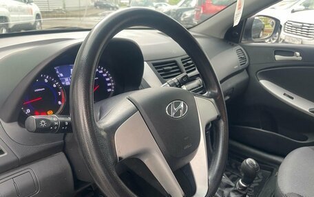 Hyundai Solaris II рестайлинг, 2012 год, 575 000 рублей, 7 фотография