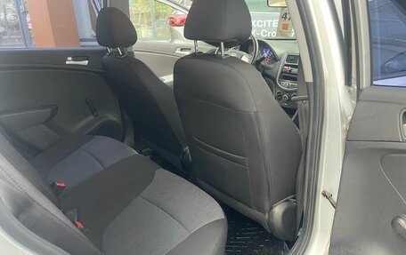 Hyundai Solaris II рестайлинг, 2012 год, 575 000 рублей, 13 фотография