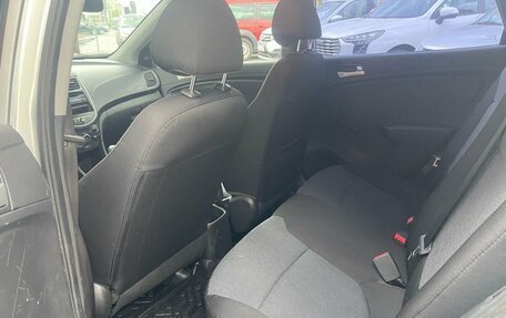 Hyundai Solaris II рестайлинг, 2012 год, 575 000 рублей, 14 фотография