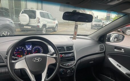 Hyundai Solaris II рестайлинг, 2012 год, 575 000 рублей, 16 фотография