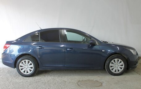Chevrolet Cruze II, 2011 год, 565 000 рублей, 7 фотография