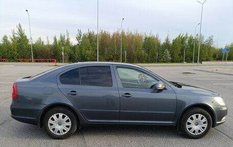 Skoda Octavia, 2009 год, 590 000 рублей, 2 фотография