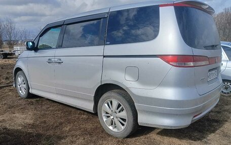 Honda Elysion I, 2004 год, 1 450 000 рублей, 3 фотография