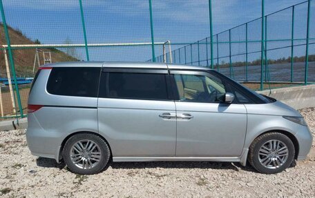 Honda Elysion I, 2004 год, 1 450 000 рублей, 19 фотография