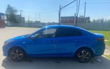 KIA Rio IV, 2017 год, 1 350 000 рублей, 2 фотография
