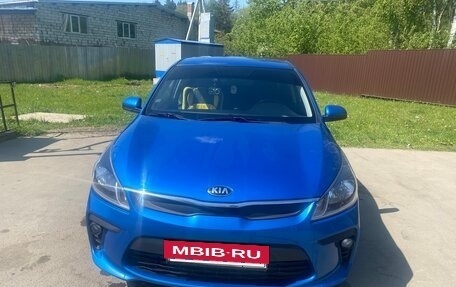 KIA Rio IV, 2017 год, 1 350 000 рублей, 3 фотография