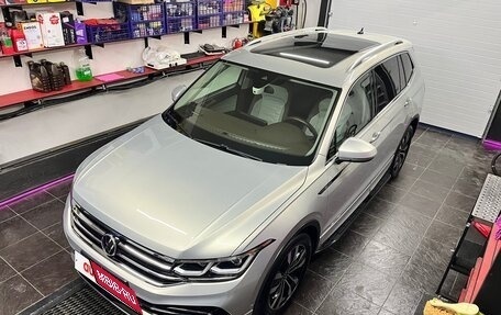 Volkswagen Tiguan II, 2021 год, 4 140 000 рублей, 22 фотография