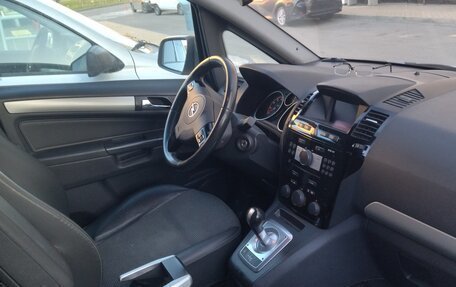 Opel Zafira B, 2011 год, 800 000 рублей, 6 фотография