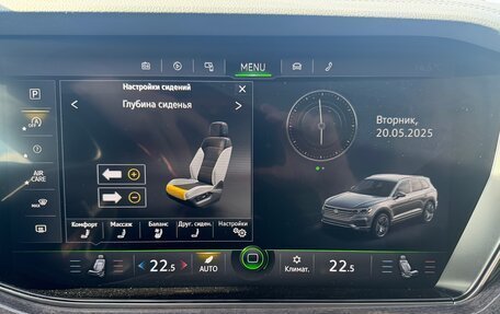 Volkswagen Touareg III, 2019 год, 6 500 000 рублей, 6 фотография