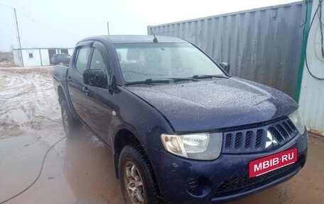Mitsubishi L200 IV рестайлинг, 2011 год, 850 000 рублей, 1 фотография