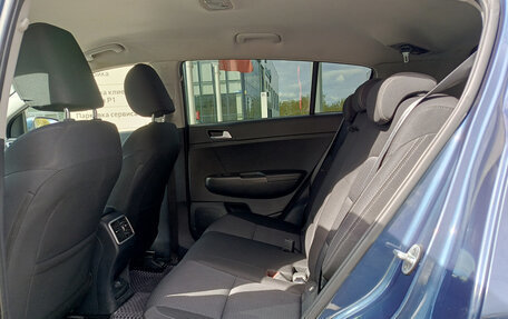KIA Sportage IV рестайлинг, 2020 год, 2 199 000 рублей, 16 фотография