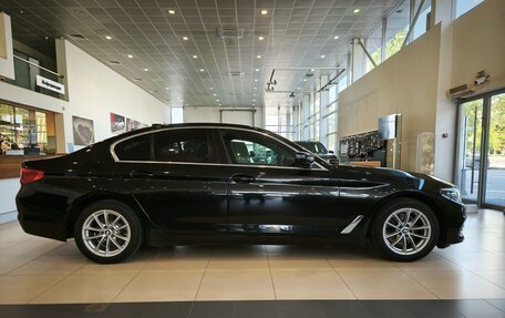 BMW 5 серия, 2019 год, 2 890 000 рублей, 6 фотография