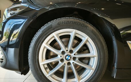 BMW 5 серия, 2019 год, 2 890 000 рублей, 10 фотография