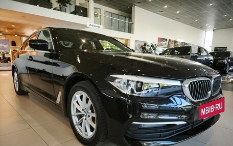 BMW 5 серия, 2019 год, 2 890 000 рублей, 5 фотография