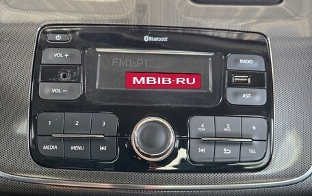 Renault Logan II, 2018 год, 940 000 рублей, 16 фотография