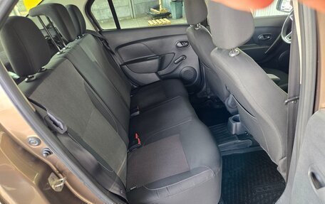 Renault Logan II, 2018 год, 940 000 рублей, 24 фотография