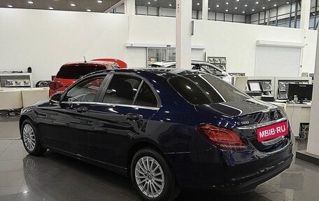 Mercedes-Benz C-Класс, 2019 год, 2 550 000 рублей, 3 фотография