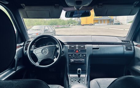 Mercedes-Benz E-Класс, 1997 год, 440 000 рублей, 9 фотография