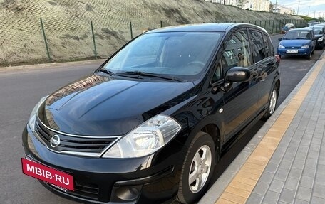 Nissan Tiida, 2011 год, 820 000 рублей, 2 фотография