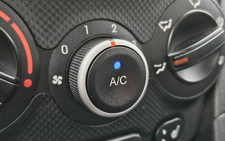 Hyundai Solaris II рестайлинг, 2011 год, 739 000 рублей, 16 фотография