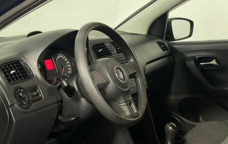 Volkswagen Polo VI (EU Market), 2013 год, 787 000 рублей, 13 фотография