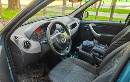Renault Logan I, 2010 год, 255 000 рублей, 4 фотография