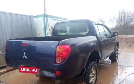 Mitsubishi L200 IV рестайлинг, 2011 год, 850 000 рублей, 9 фотография