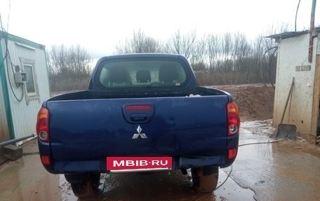 Mitsubishi L200 IV рестайлинг, 2011 год, 850 000 рублей, 8 фотография