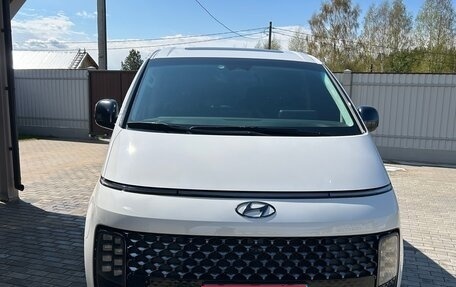 Hyundai Staria, 2022 год, 6 700 000 рублей, 1 фотография