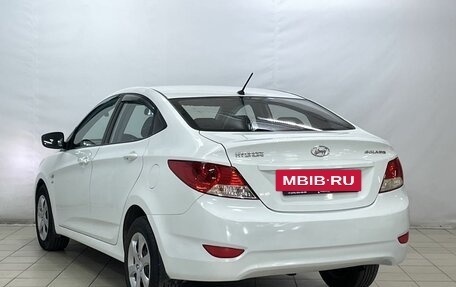Hyundai Solaris II рестайлинг, 2014 год, 865 000 рублей, 5 фотография