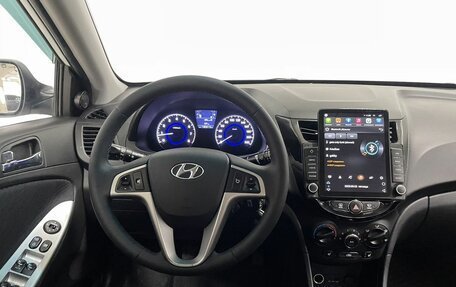 Hyundai Solaris II рестайлинг, 2014 год, 865 000 рублей, 16 фотография