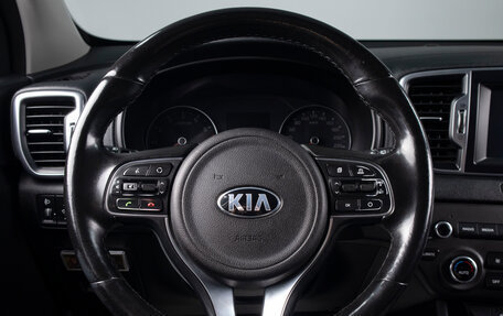KIA Sportage IV рестайлинг, 2017 год, 2 199 000 рублей, 8 фотография