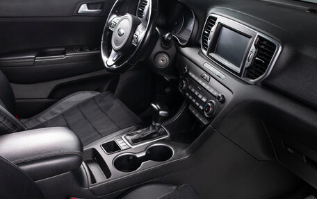 KIA Sportage IV рестайлинг, 2017 год, 2 199 000 рублей, 18 фотография