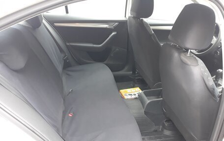 Skoda Octavia, 2015 год, 1 300 000 рублей, 6 фотография