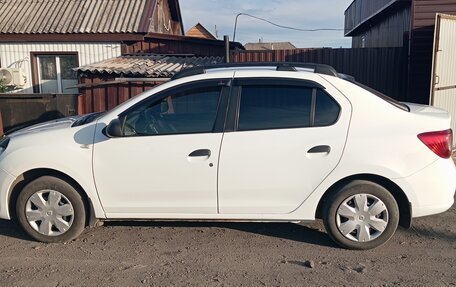 Renault Logan II, 2014 год, 850 000 рублей, 21 фотография