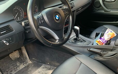 BMW 3 серия, 2009 год, 1 300 000 рублей, 3 фотография