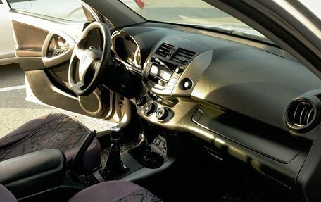 Toyota RAV4, 2010 год, 1 850 000 рублей, 9 фотография