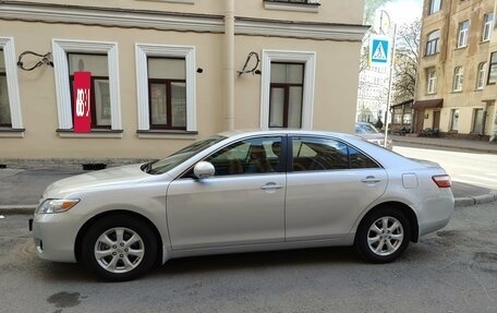 Toyota Camry, 2009 год, 2 100 000 рублей, 2 фотография