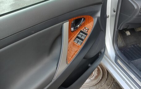Toyota Camry, 2009 год, 2 100 000 рублей, 8 фотография