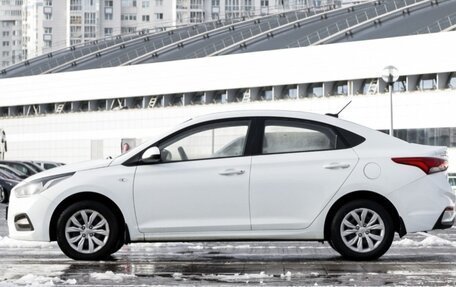 Hyundai Solaris II рестайлинг, 2018 год, 870 000 рублей, 3 фотография