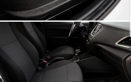 Hyundai Solaris II рестайлинг, 2018 год, 870 000 рублей, 7 фотография