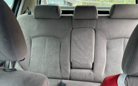 Nissan Almera, 2000 год, 250 000 рублей, 9 фотография