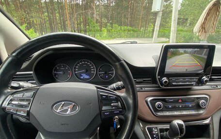 Hyundai Grand Starex Grand Starex I рестайлинг 2, 2018 год, 4 300 000 рублей, 5 фотография