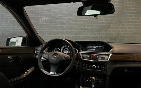 Mercedes-Benz E-Класс, 2011 год, 1 643 000 рублей, 15 фотография