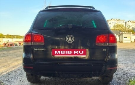 Volkswagen Touareg III, 2005 год, 500 000 рублей, 10 фотография