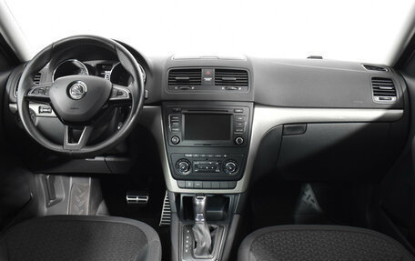 Skoda Yeti I рестайлинг, 2014 год, 1 099 000 рублей, 11 фотография