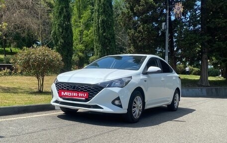 Hyundai Solaris II рестайлинг, 2020 год, 1 290 000 рублей, 3 фотография