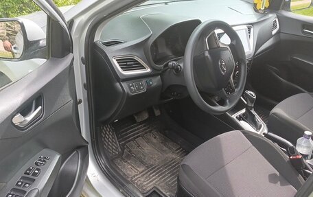 Hyundai Solaris II рестайлинг, 2020 год, 1 370 000 рублей, 5 фотография