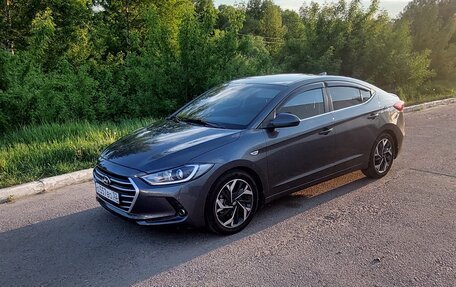 Hyundai Elantra VI рестайлинг, 2017 год, 1 530 000 рублей, 2 фотография