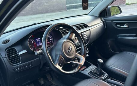 KIA Rio IV, 2017 год, 1 250 000 рублей, 10 фотография